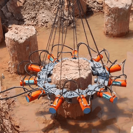 Advantages of Using a Hydraulic Pile Breaker