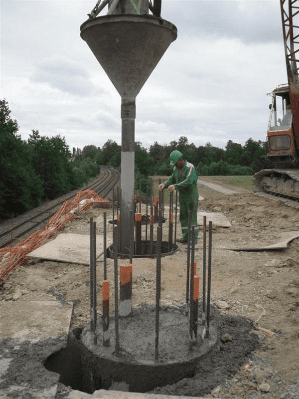 concrete segregation during tremie placement for bored piles